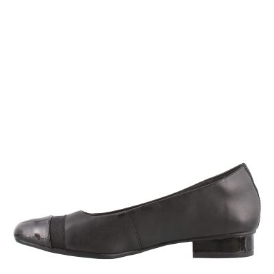 Womens Juliet Monte Leather Toe Cap Loafers